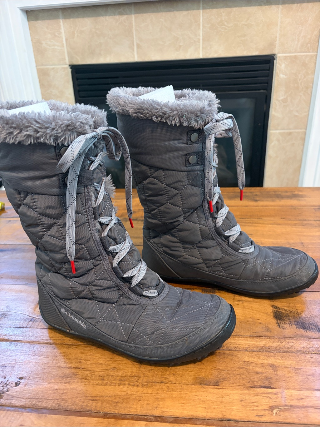 Columbia Women's Minx Mid Omni-Heat Waterproof Winter Boots Size 6 — image 2 of 8
